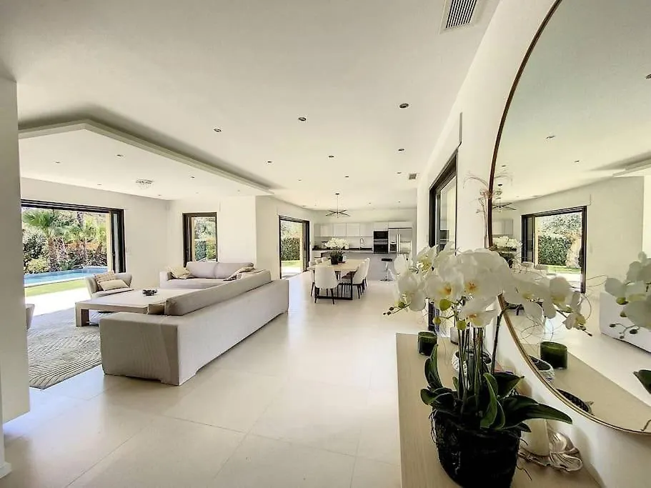 Luxueuse Villa De 4 Suites, Climatisation, Vue Mer, Piscine Grimaud